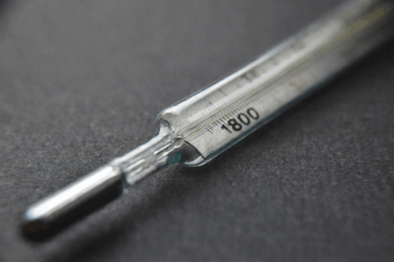 Thermometer zur Messung des Schmelzpunkts von Keramik